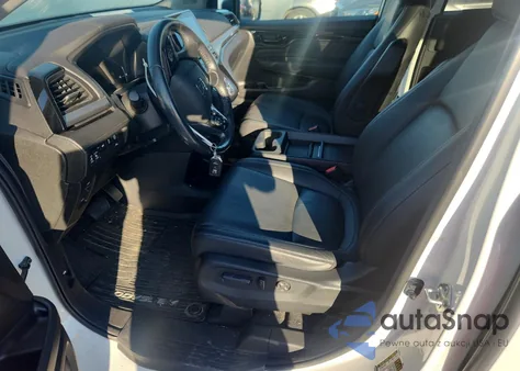 2022 Honda Odyssey Touring z USA, uszkodzony, nr VIN 5FNRL6H83NB026578